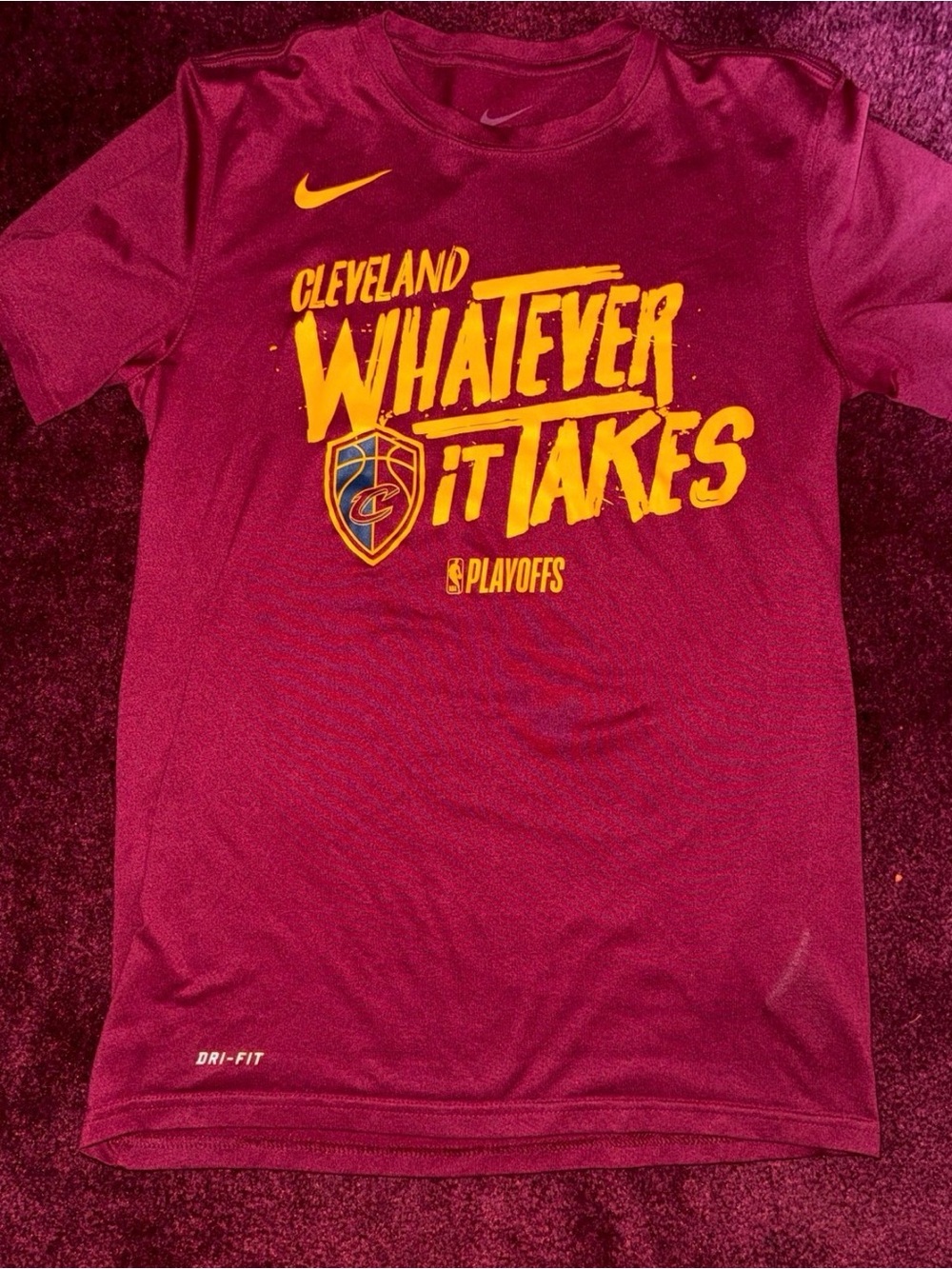 Nike Dri Fit Cleveland Cavaliers Cavs NBA Playoffs T-Shirt Men's Size S Small